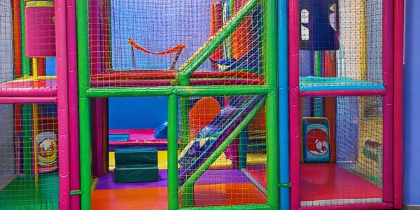 🎠✨ Monta tu propio negocio de ocio infantil con poca inversión gracias a DPELICULA